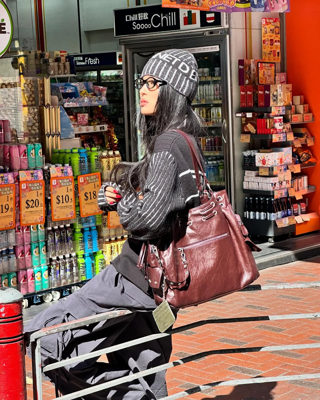 DEINET NEW STUD STRING BIG BAG IN BURGUNDY