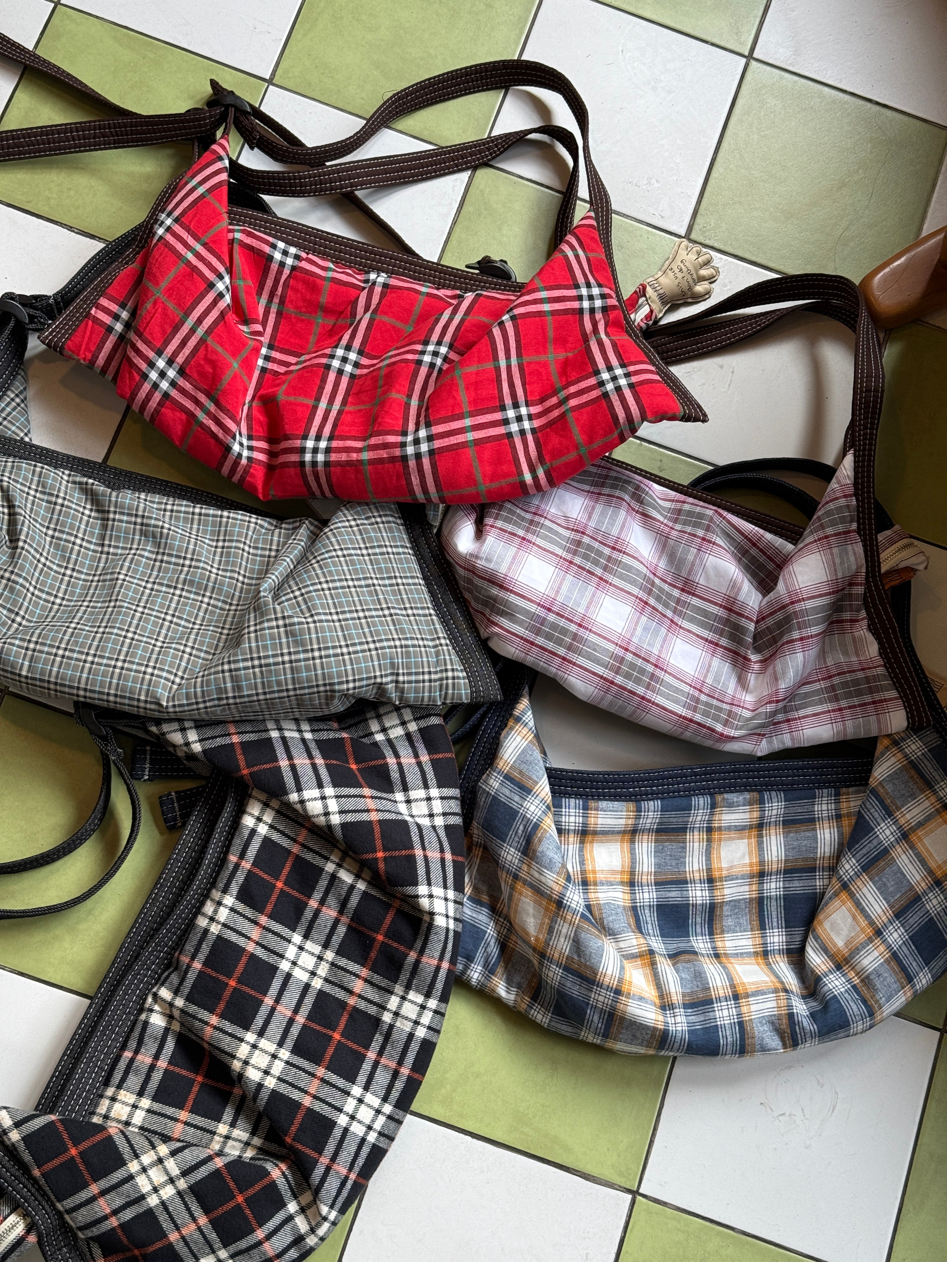 [香港現貨✨] [官方代理] Dachshund Bag - Granish Grey