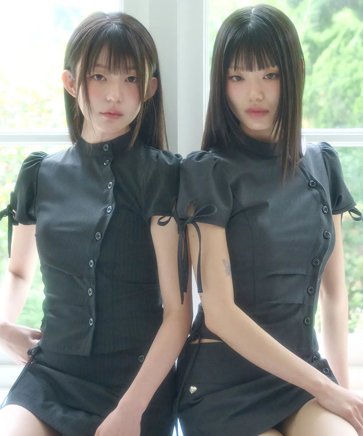 [illigo] BUTTON COLLAR TOP_CHARCOAL