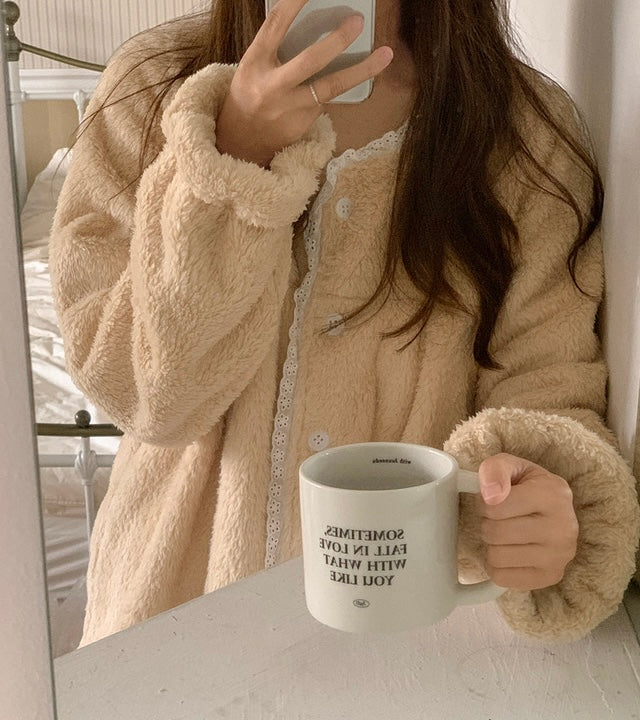 [韓國售出10,000+⭐️] J'eu Fluffy Lace Fleece Pajama Set 5colors