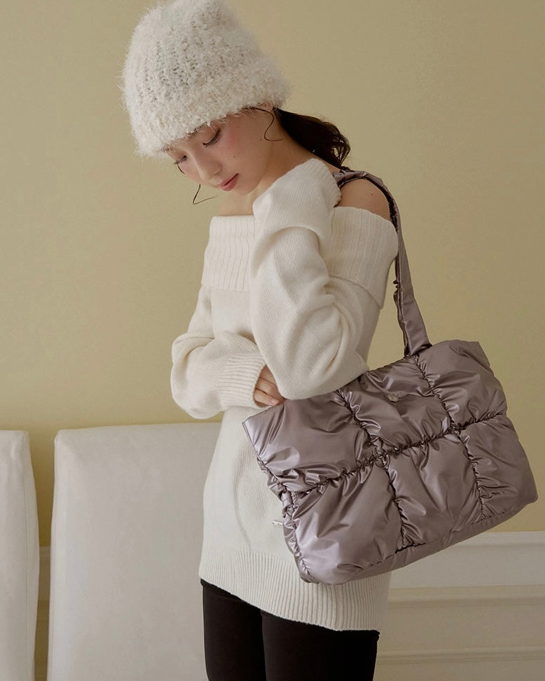 Heeari Rosy Shirring Padding Shoulder Bag / Lilac