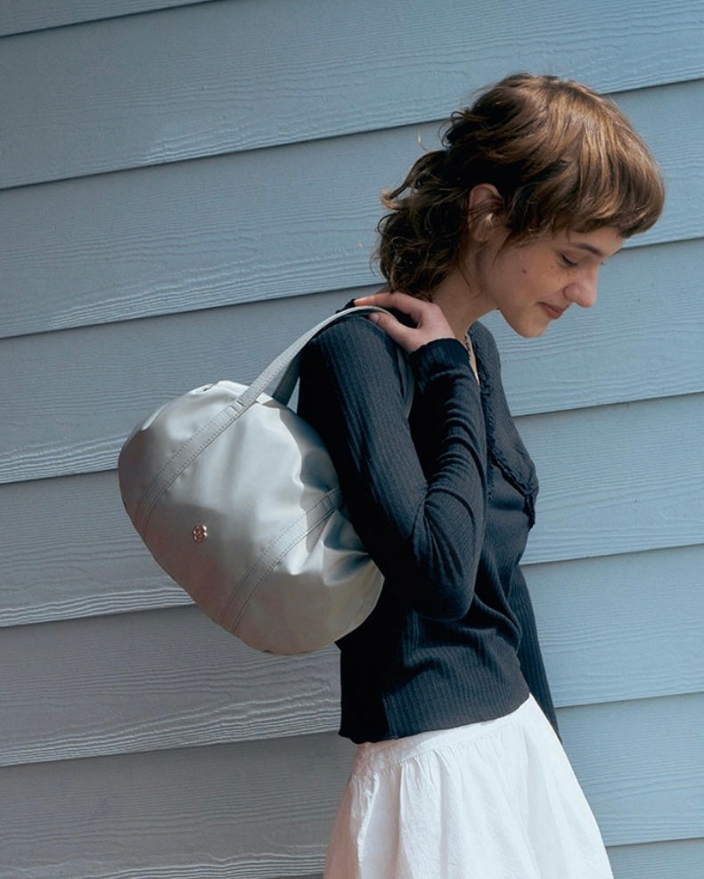 Heeari Aurora Shirring Duffel Mini Bag / silver