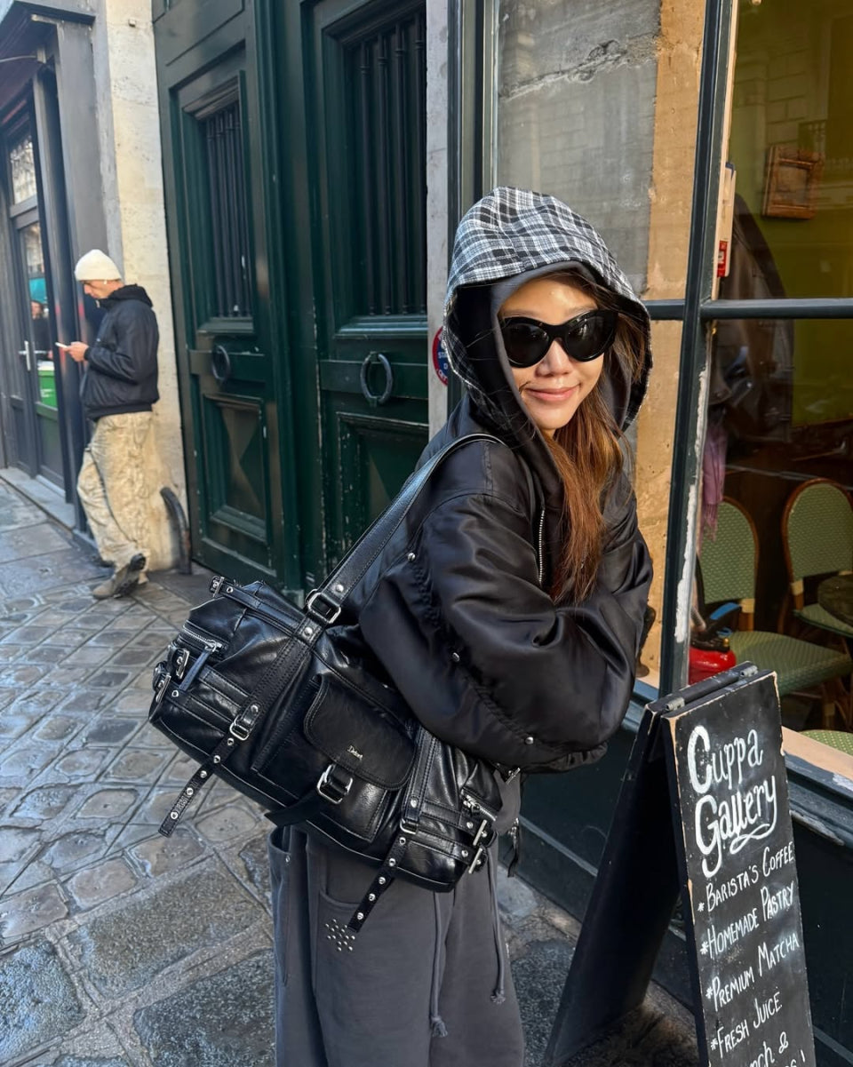 [DEINET] BELTED POCKET SHOULDER BAG IN BLACK