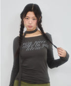 LETERIE LETTERING OFF-SHOULDER TIE LONG SLEEVE_CHARCOAL