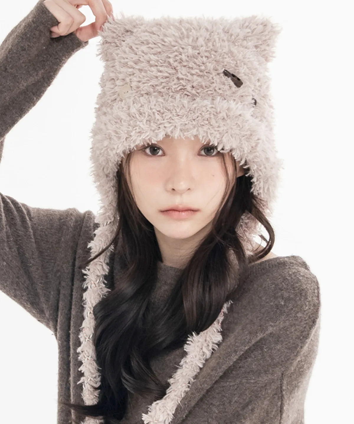 MIX STRAP FLUFFY CAT BEANIE_BEIGE