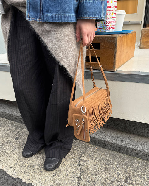 FINDKAPOOR MONO FRINGE BAG 24 - CAMEL