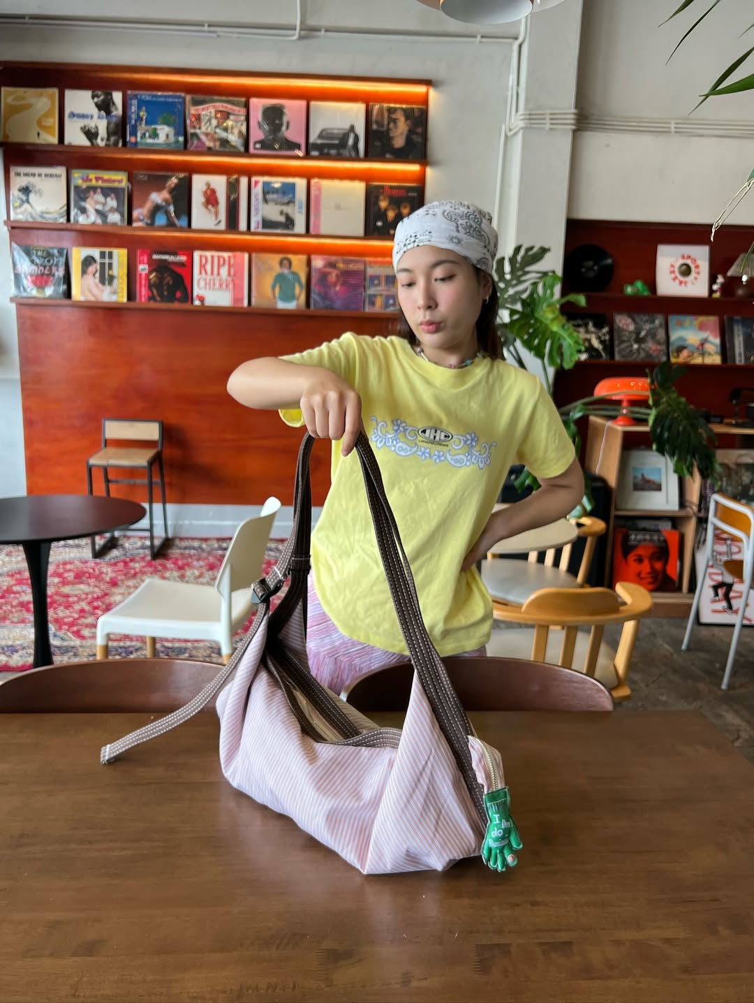 [香港現貨✨] [官方代理] Dachshund Bag - Apricot Strippy