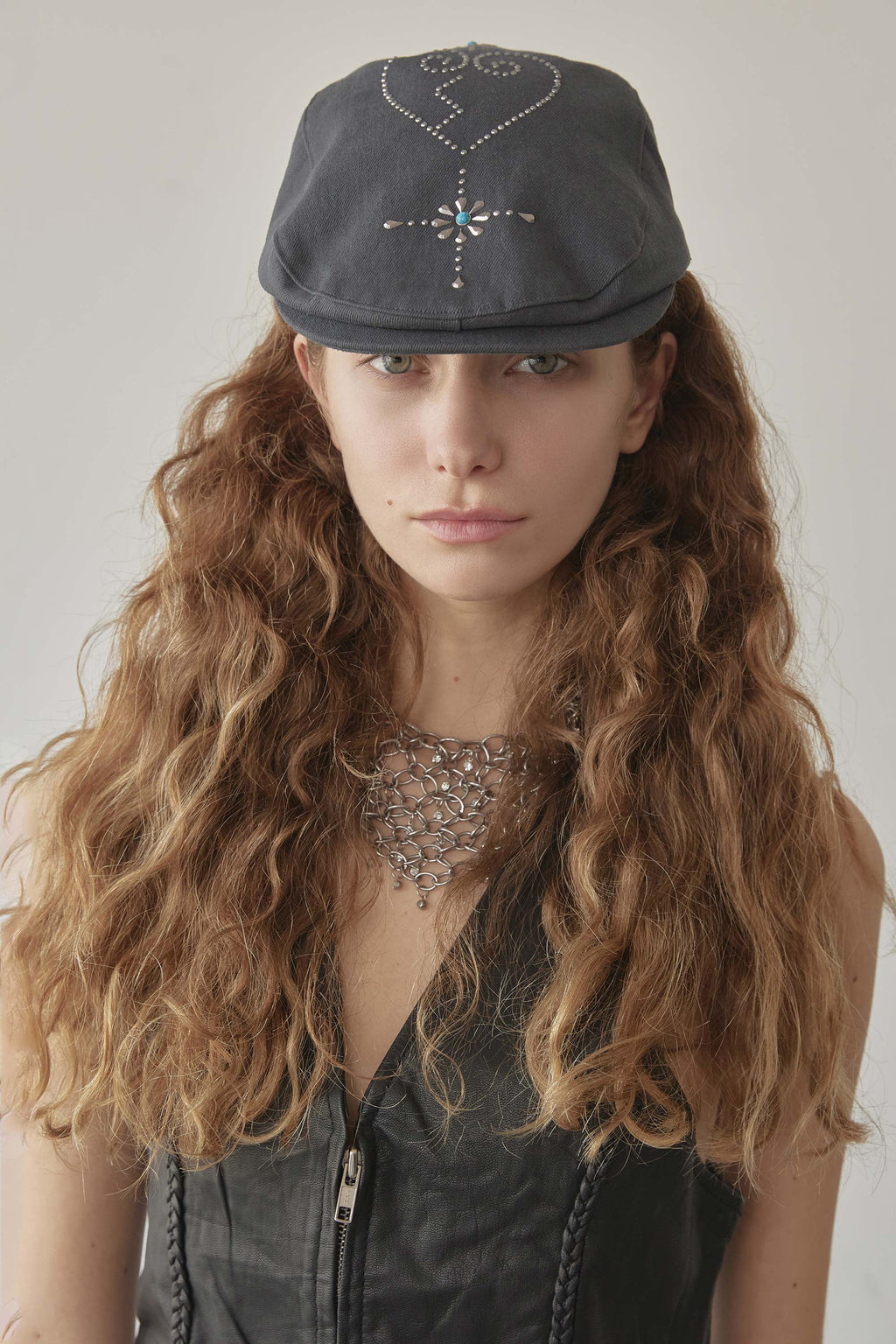 Boho Stud Hunting Cap Charcoal