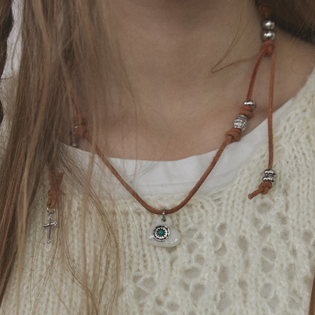NFF Totem Leather Necklace-white