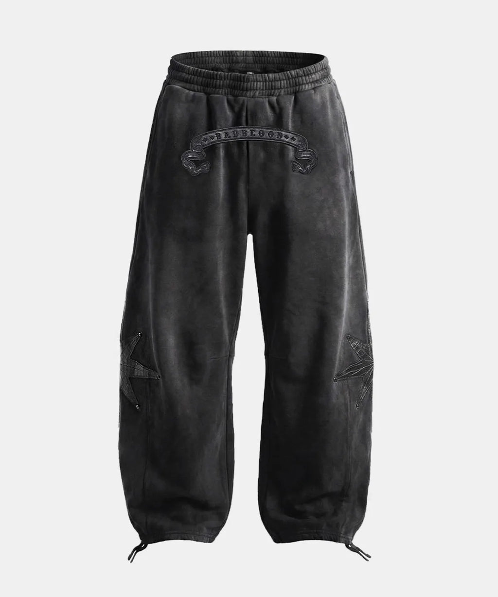 [BADBLOOD] [4.22 韓國發貨] Cosmo Embroidered 2 way Semi-Curved Fit Joggers - Charcoal