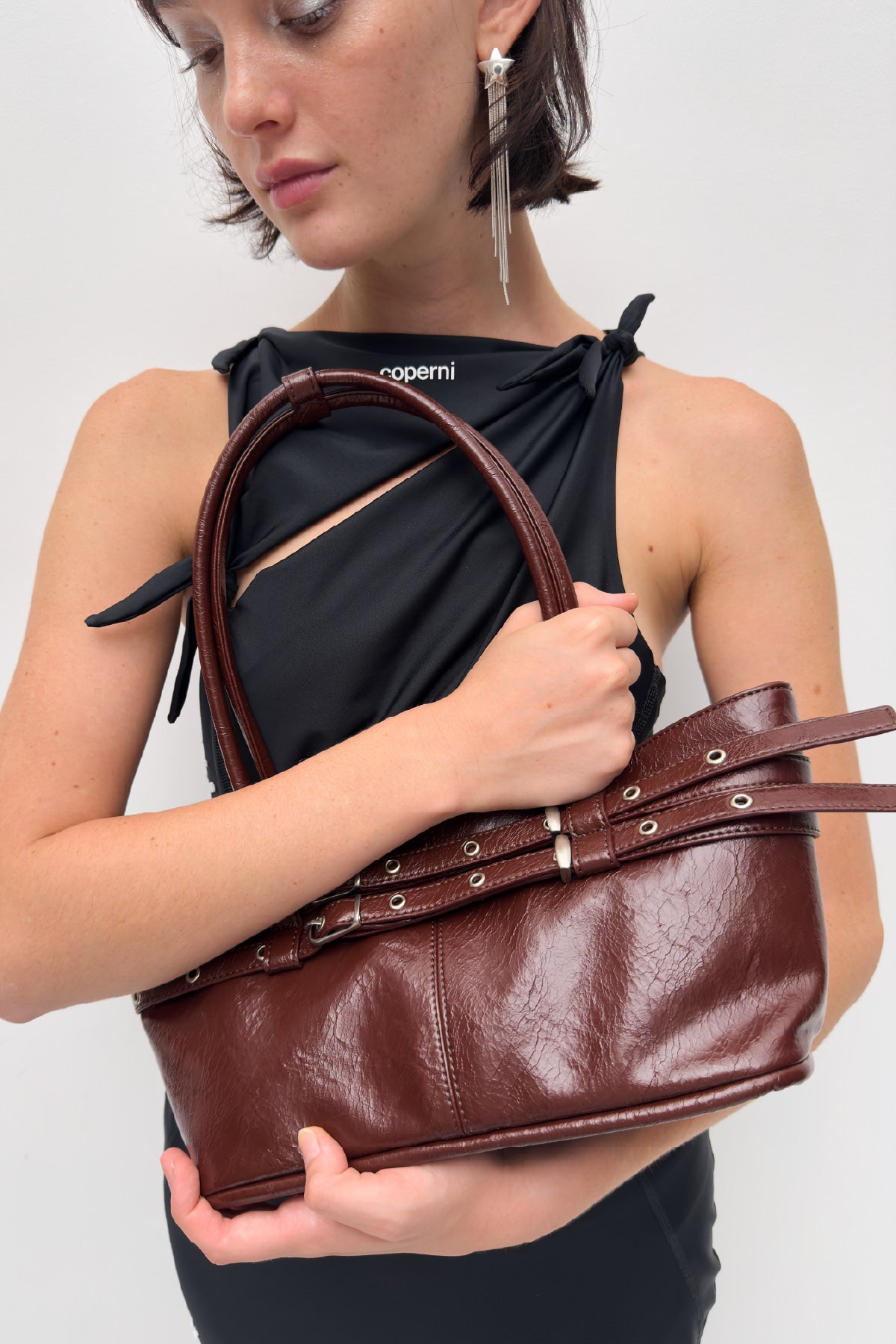 YEOMIM mini belted boat bag (crack burgundy)