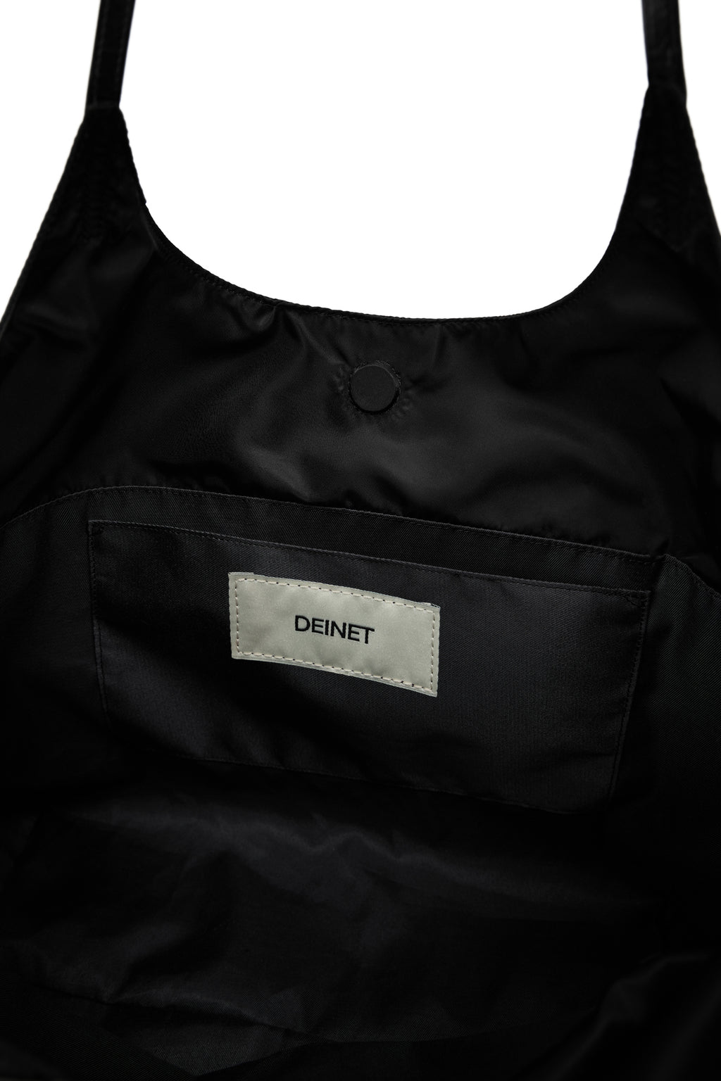 FRILL BIG BAG IN BLACK