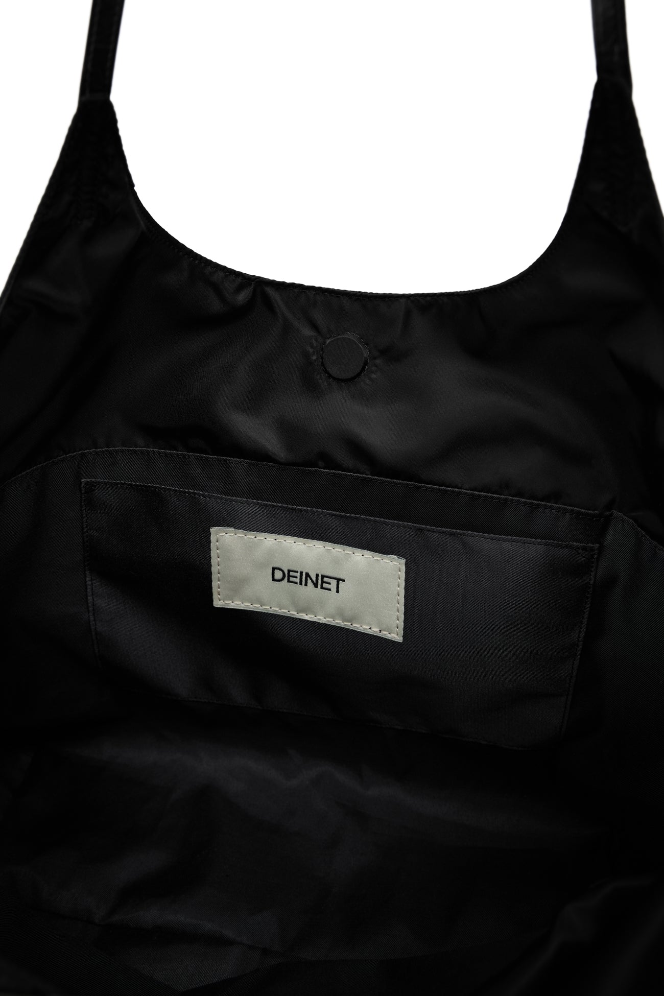 FRILL BIG BAG IN BLACK