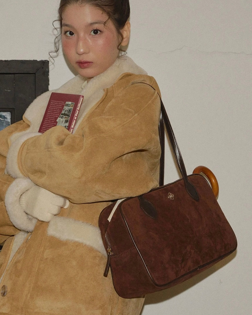 Heeari Sage Suede Square Bag / Brown