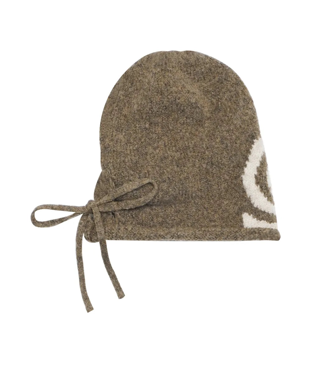 SIDE RIBBON SWIRLY BEANIE BROWN