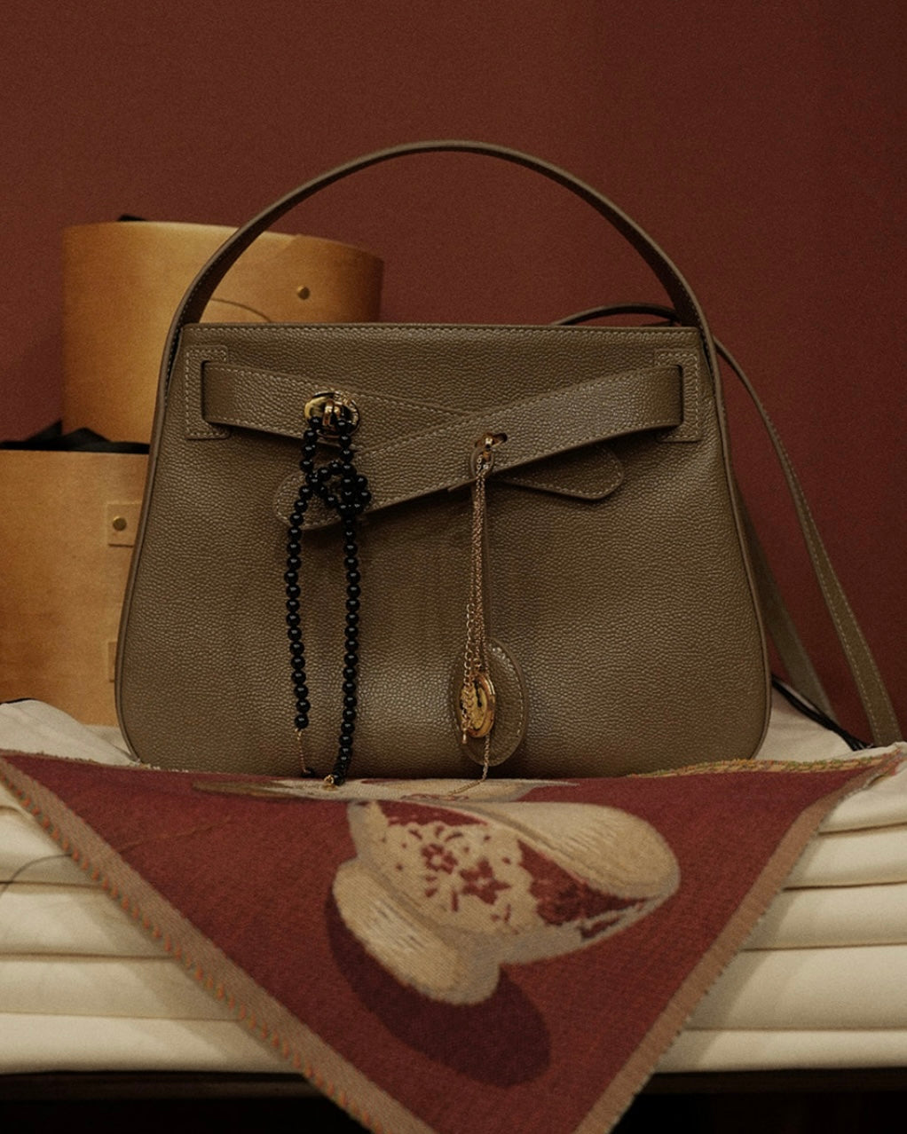 [100%牛皮] THE OFTN TILT ETAUPE M GOLD/SILVET