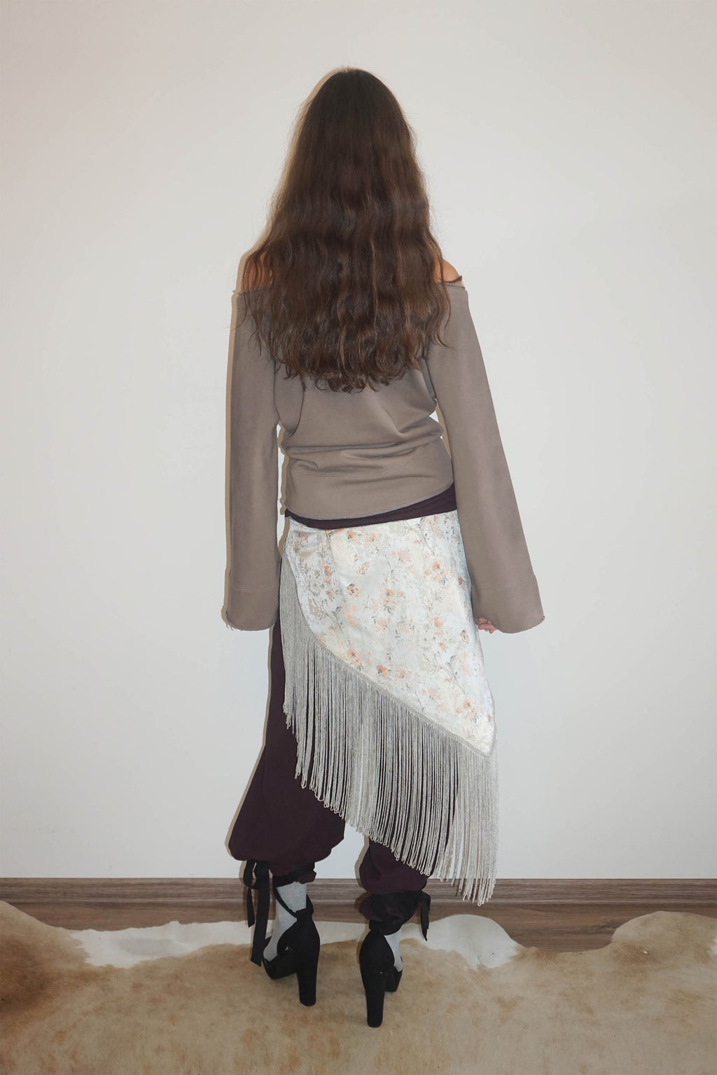 Sculptor Wide Bell Sleeve Sweatshirt Taupe Brown