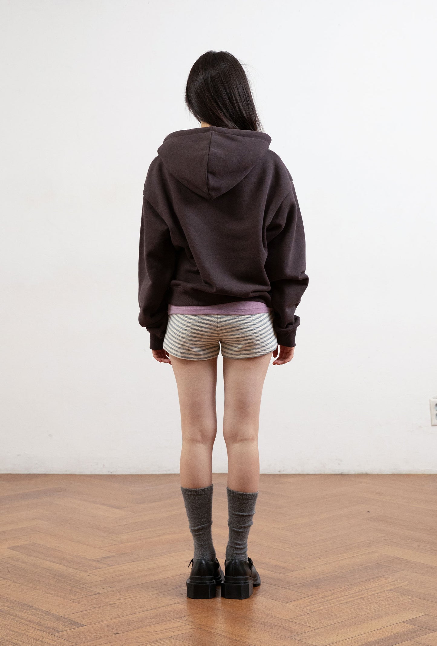 MOSAIC 3STAR CROP HOODIE [BROWN]