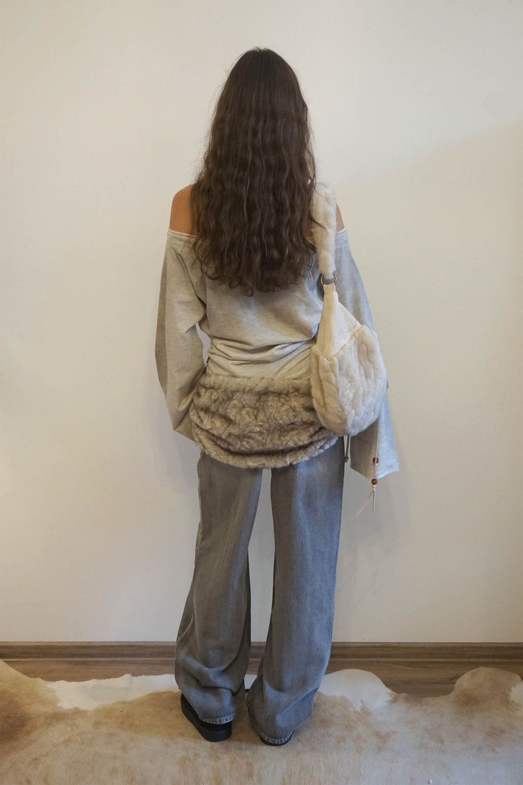 Sculptor Wide Bell Sleeve Sweatshirt Oatmeal