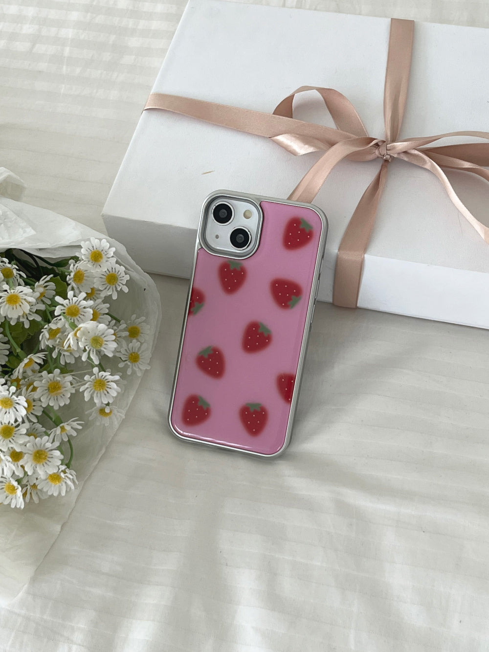 [+MagSafe] cloud strawberry