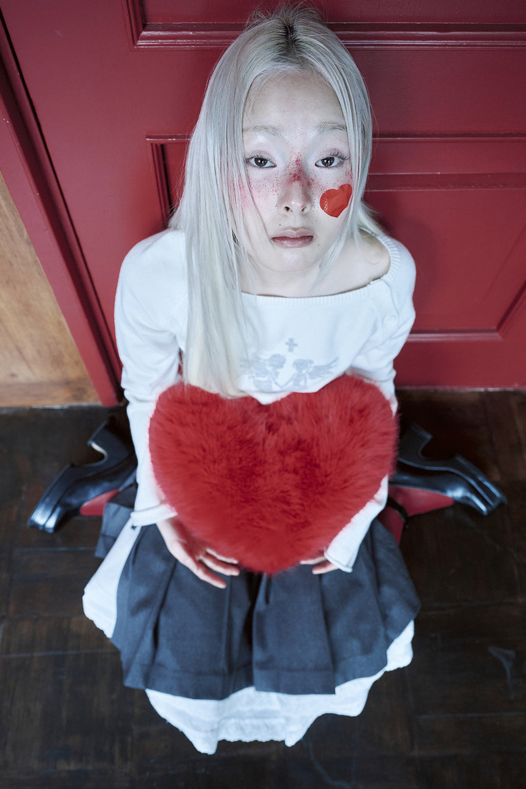hugyourskin Fallen angel button knit top (White)