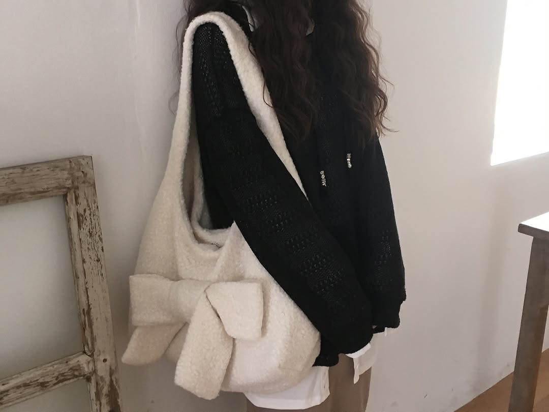 [Asa同款🎀] SIO SEOUL FLUFFY SHOULDER BAG / 5colors