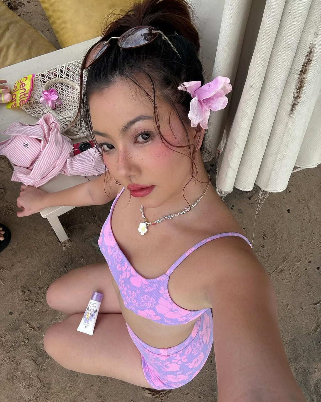 abbie.acc Floral Shine Necklace / 5colors