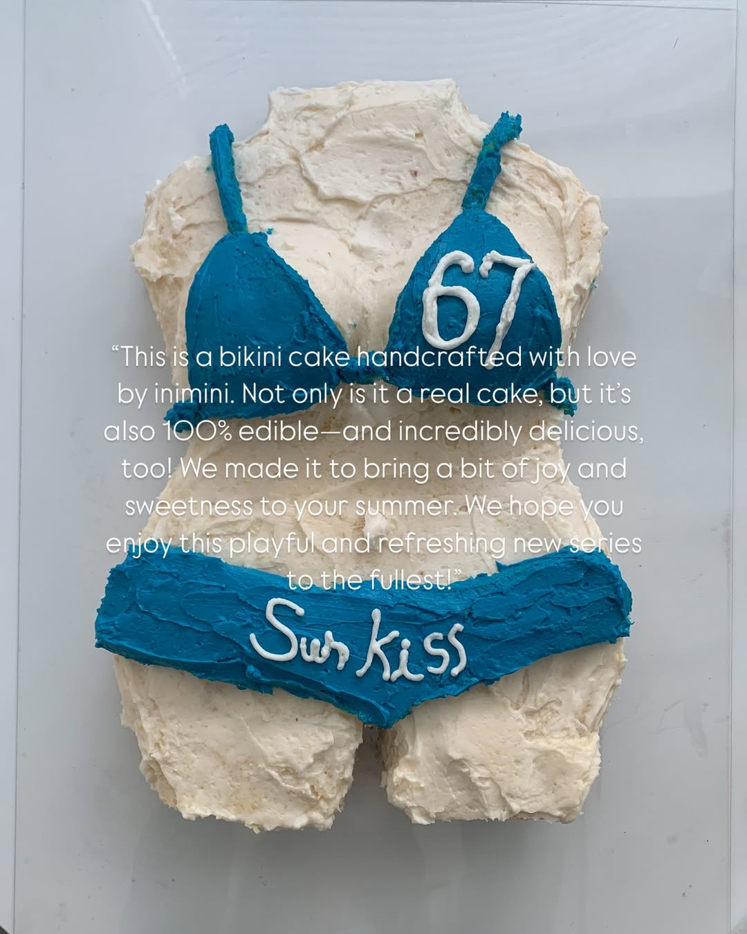 67 blue bikini phone case (有magsafe!!)