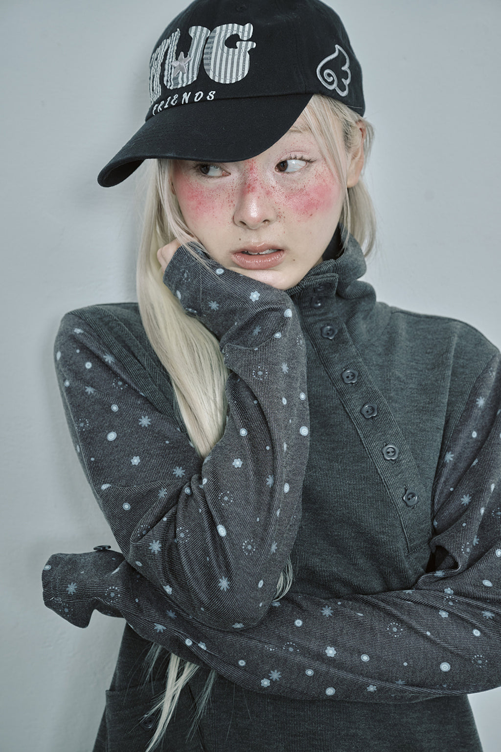 hugyourskin HUG friends cap (Black)