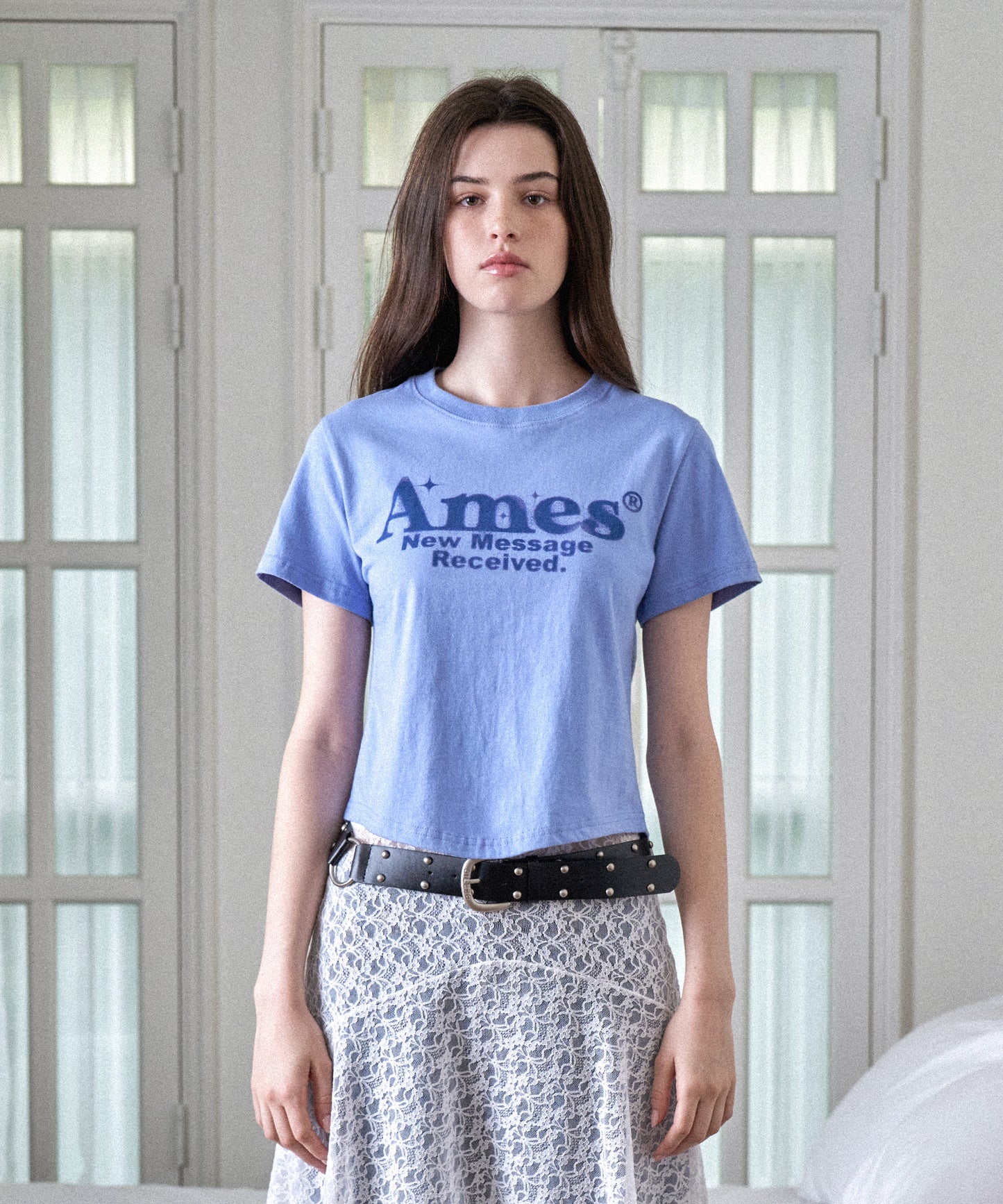 Ames-Worldwide ROUND HEM CROP TEE BLUE