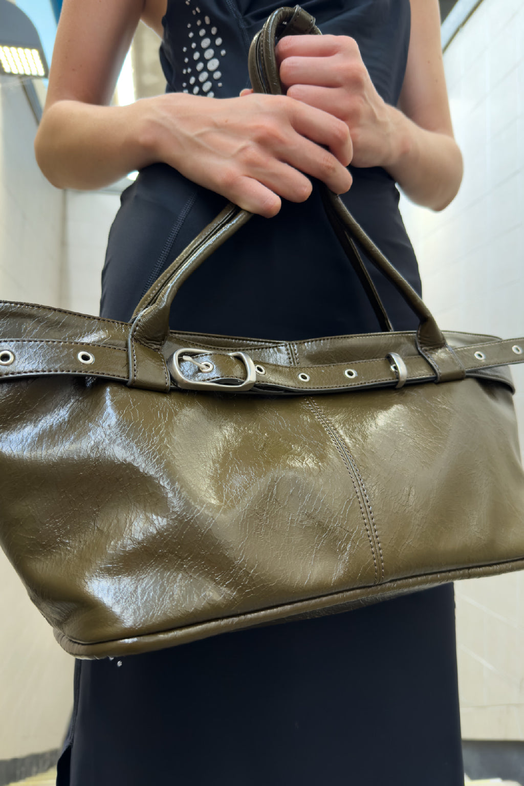 YEOMIM belted boat bag (crack khaki)