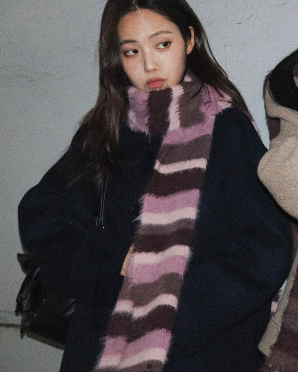 [yuri同款🎀] IUGA STRIPED HAIRY BOLD MUFFELR / PINK