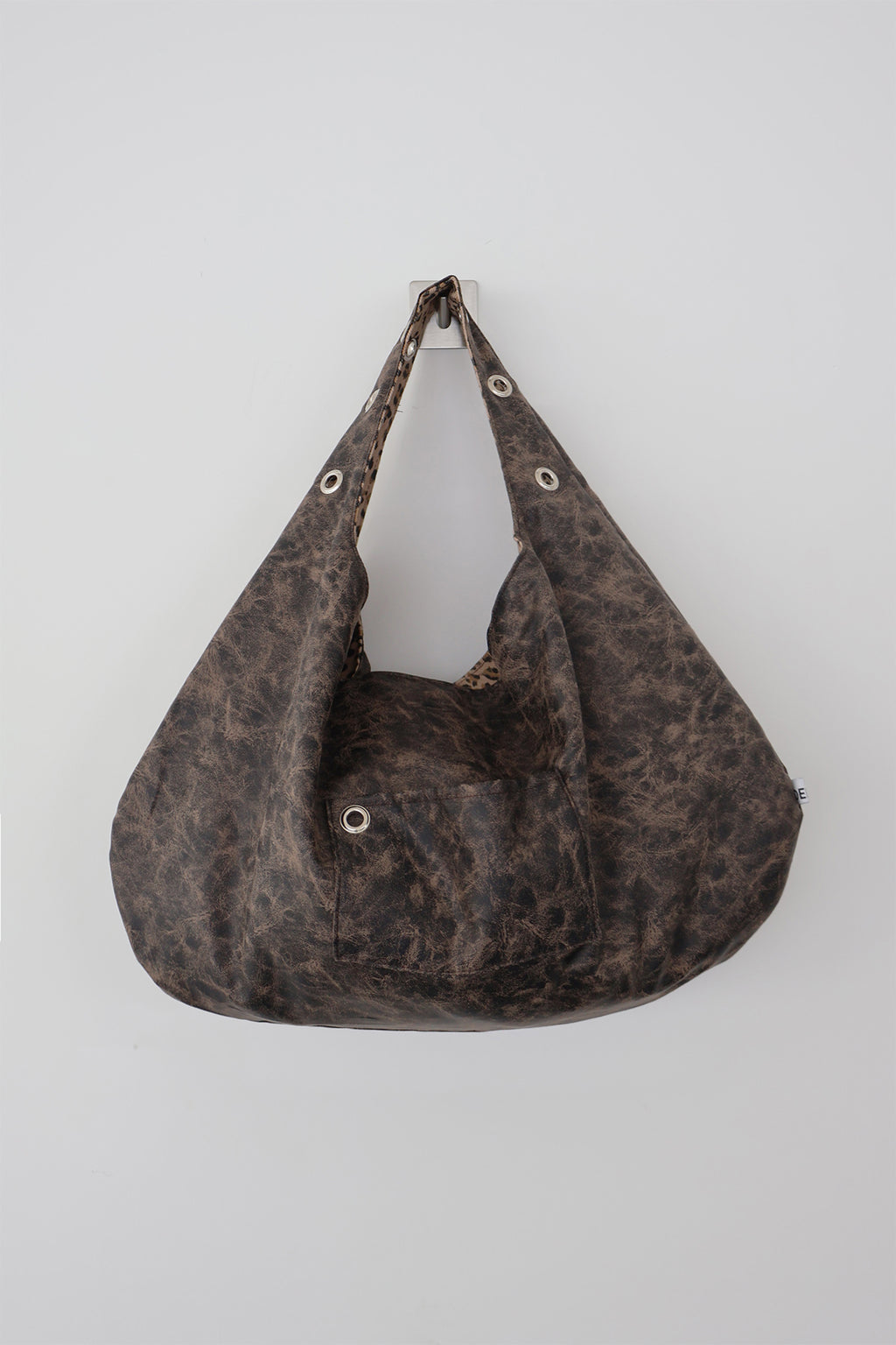 DEPC EYELET LEATHER BAG (BROWN)