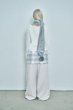 hugyourskin Embo pom-pom fleece muffler (Gray)