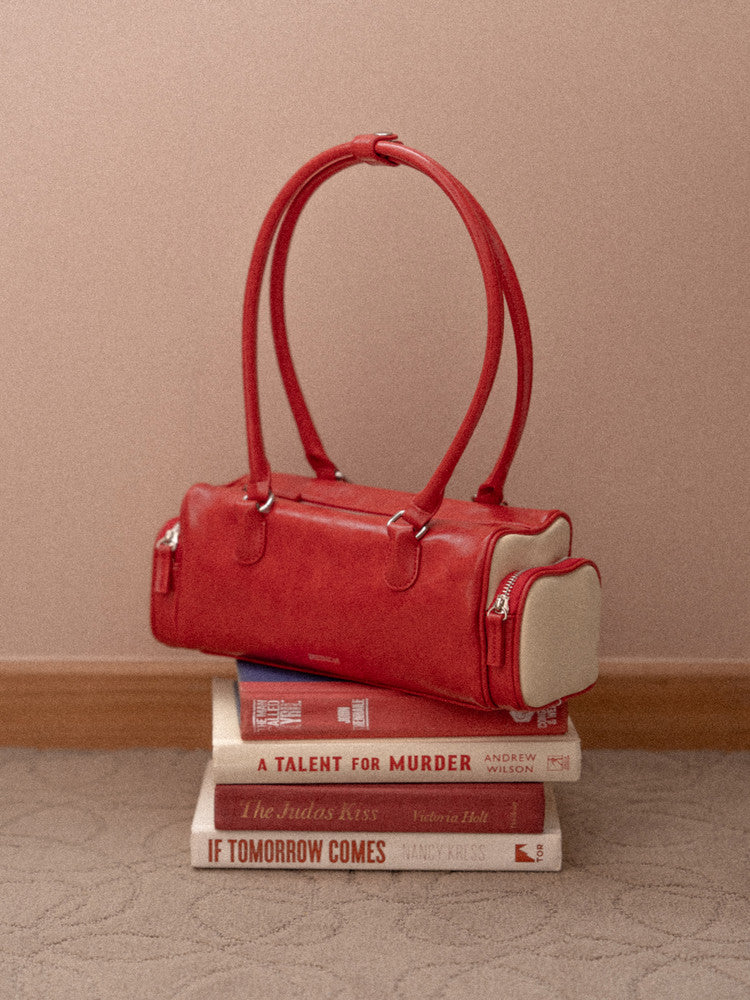 Pinné Shoulder Bag / apple