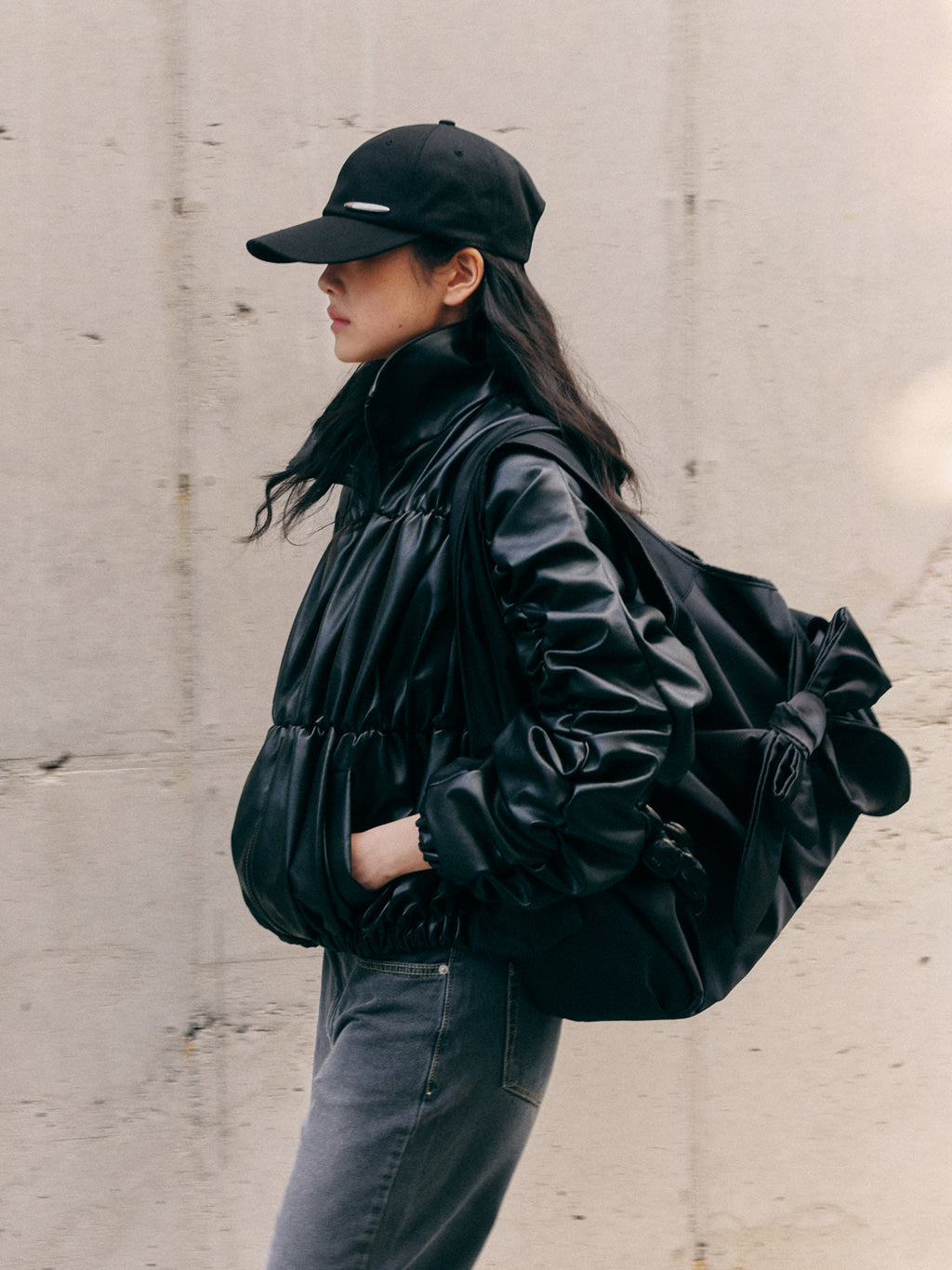 siweol Bow Shoulder Bag / Nylon Black