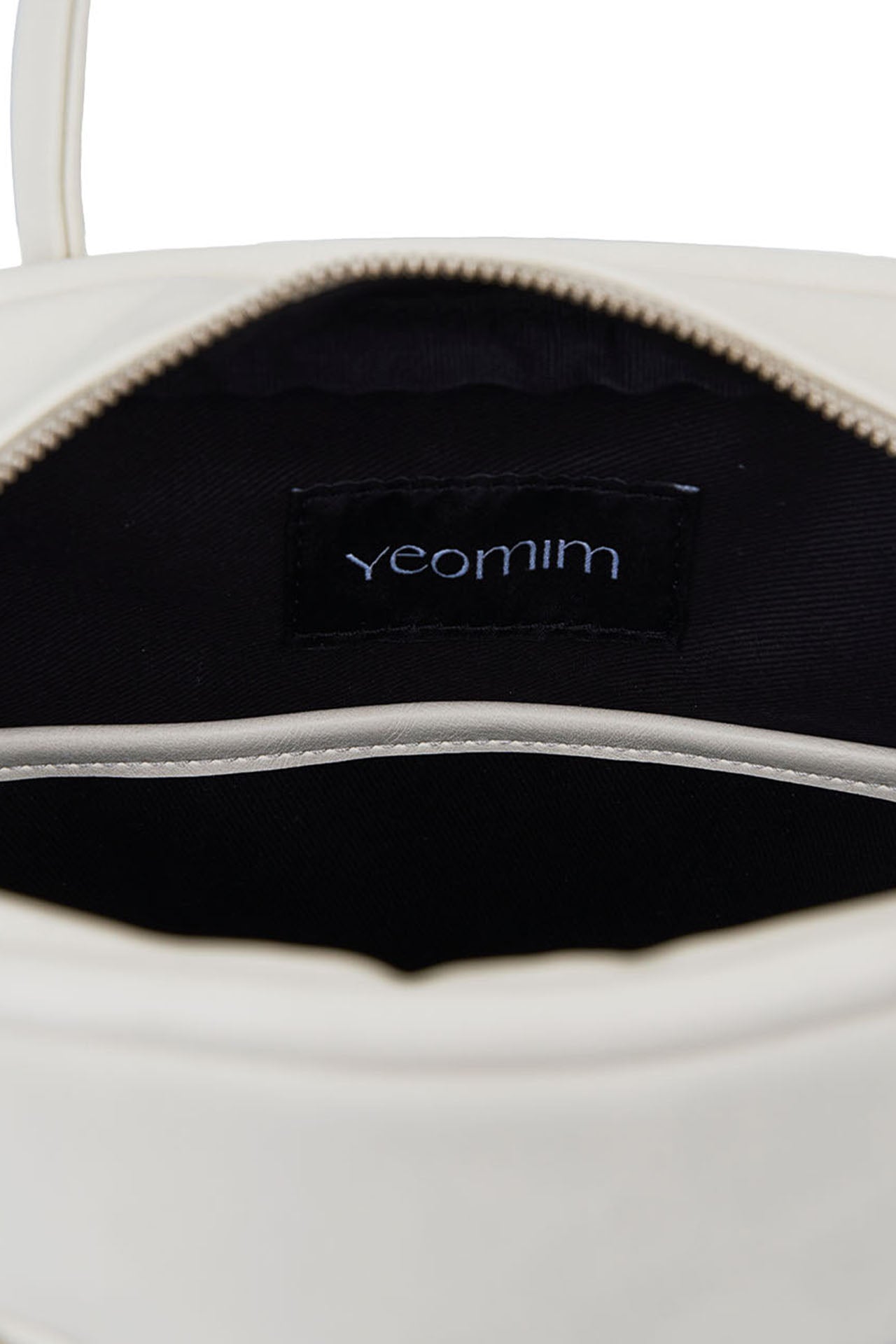 Yeomim mini box bag / cream