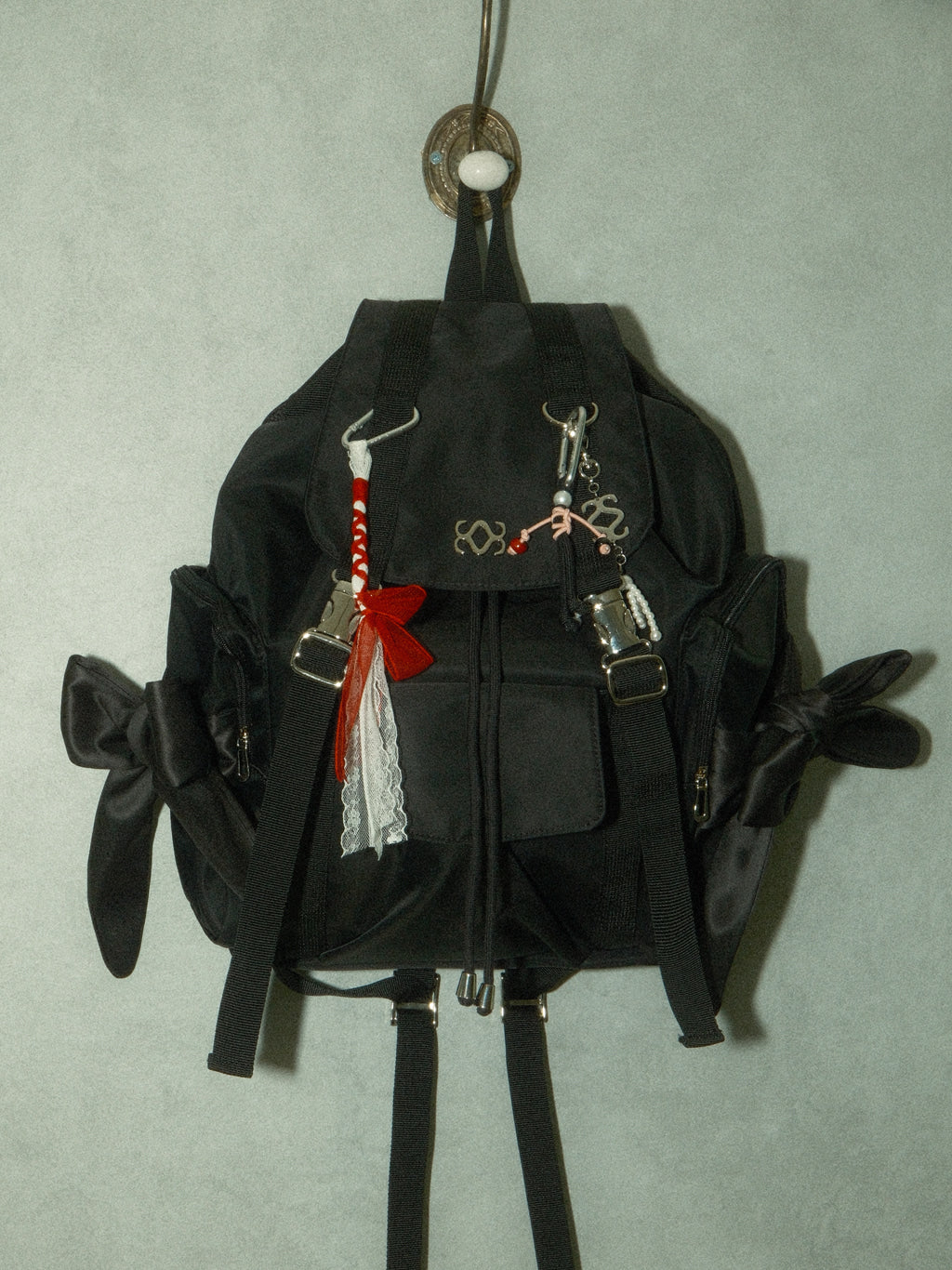 siweol Bow String Backpack / Black