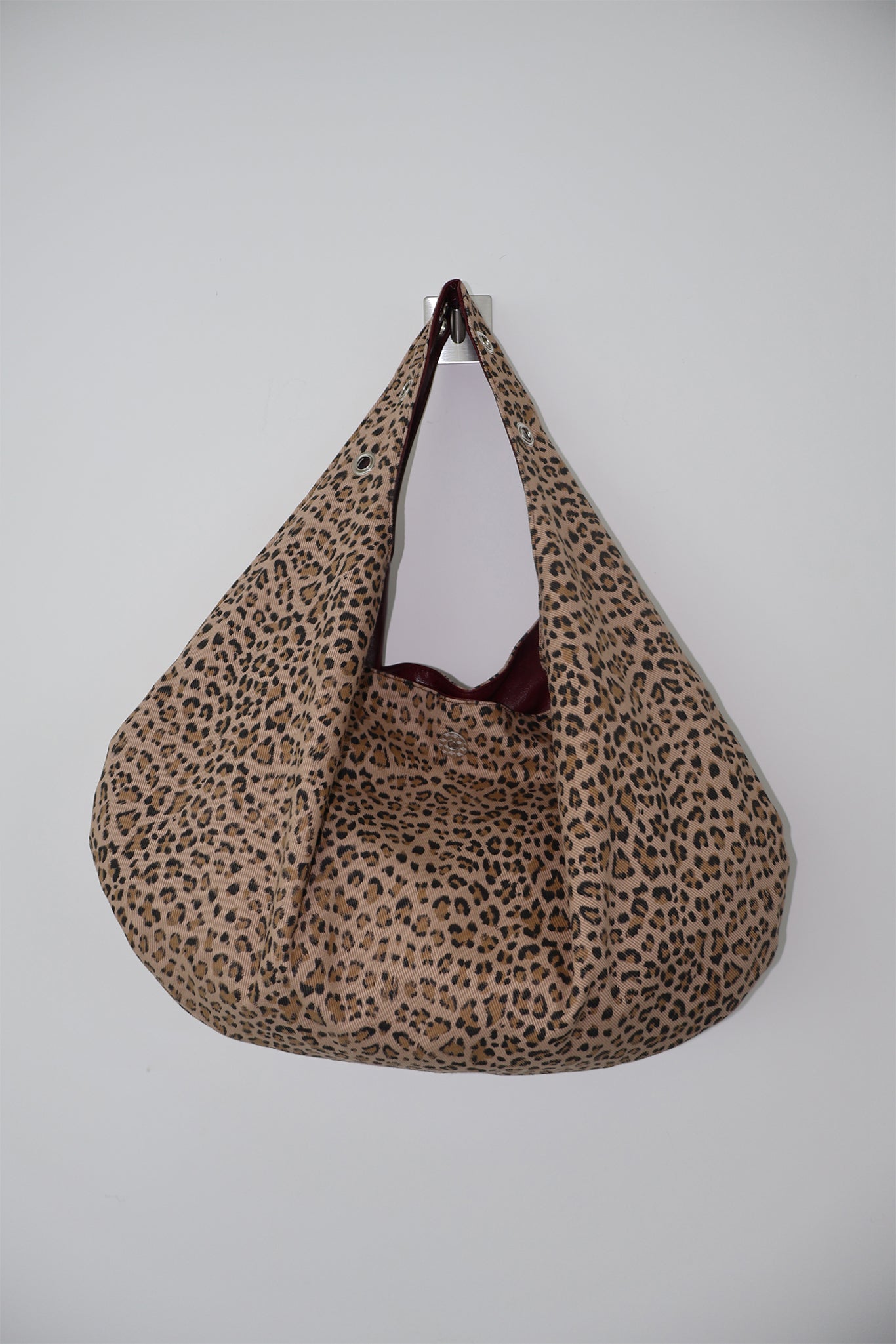 DEPC EYELET LEATHER BAG (WINE)