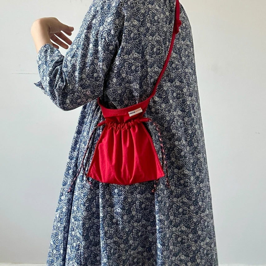 Drawstring Crossbody Bag / RED