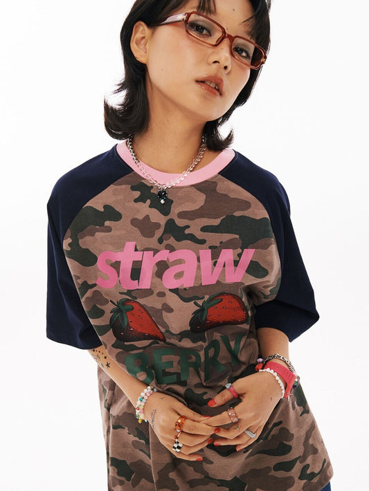 WONDERVISITOR STRAWBERRY OVERFIT RAGLAN T-SHIRT / CAMO BEIGE