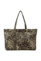 DEINET D STITCH PADDING BAG IN LEOPARD