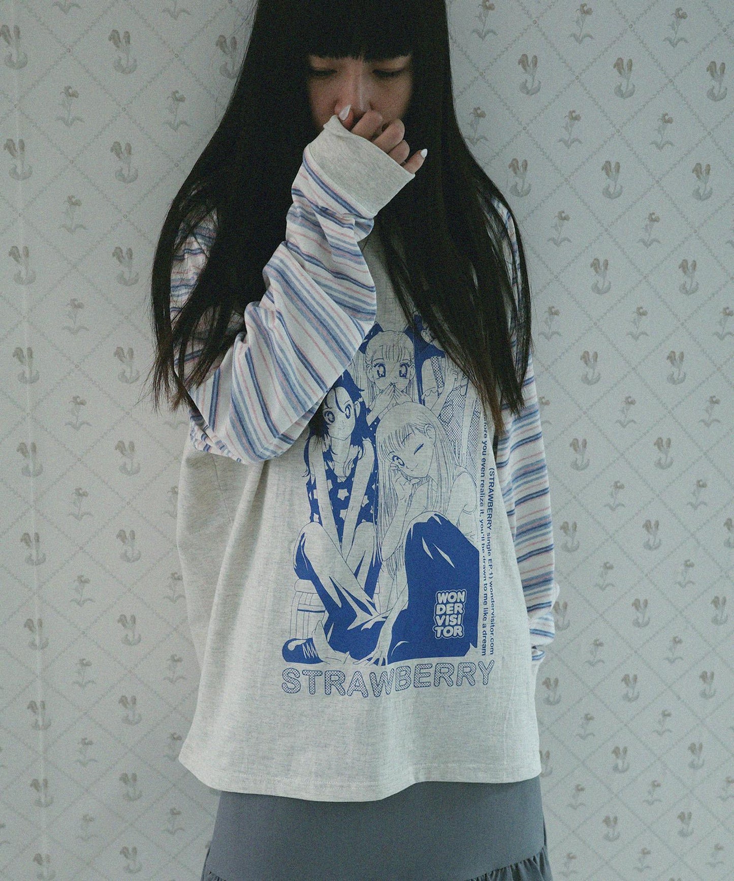 WONDERVISITOR STRAWBERRY EP1 RAGLAN LS-T / OATMEAL