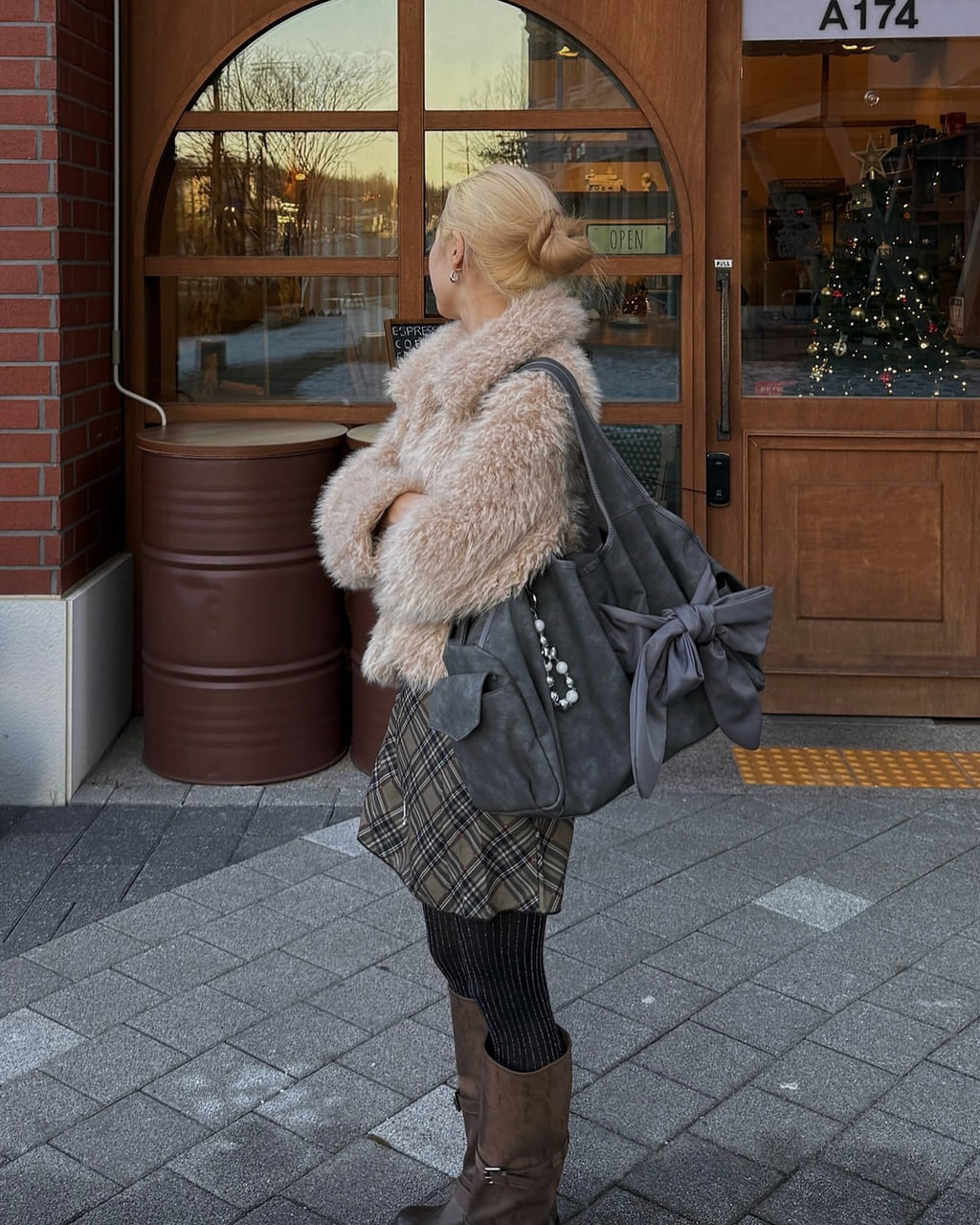 siweol Bow Shoulder Bag / Nubuck Grey