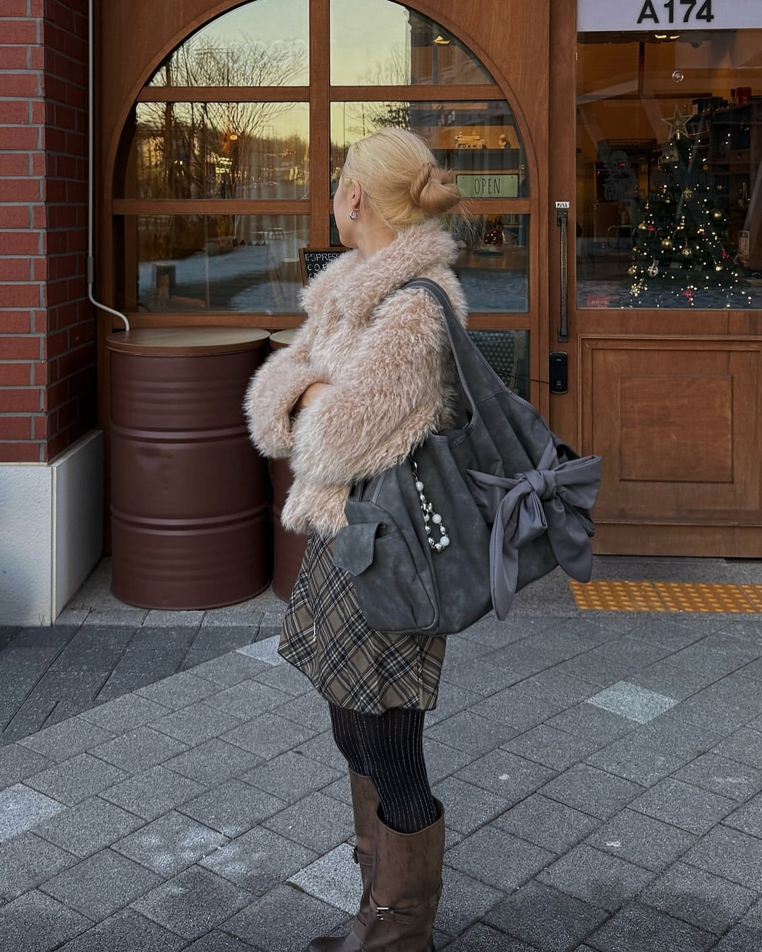 siweol Bow Shoulder Bag / Nubuck Grey