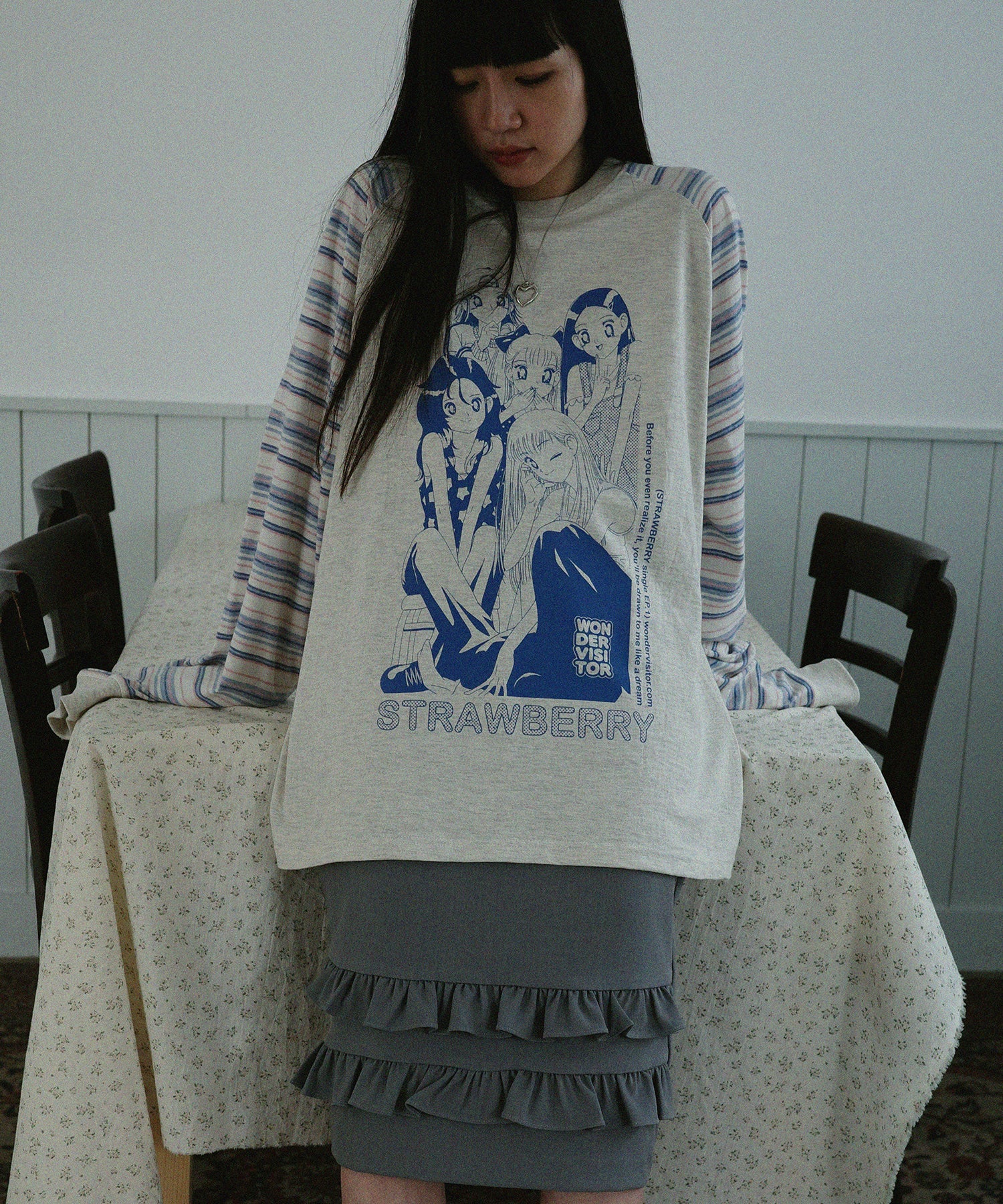 WONDERVISITOR STRAWBERRY EP1 RAGLAN LS-T / OATMEAL