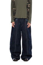 AAKAM Knee Pin-Tuck Paisley Denim Pants (Blue)