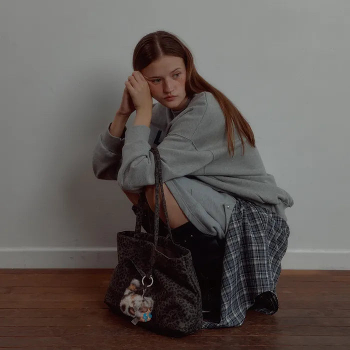 LETERIE SUEDE SQUARE LEOPARD SHOULDER BAG_KHAKI