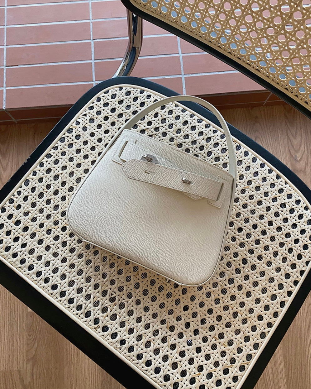 [100%牛皮] THE OFTN TILT / CREAM IVORY S