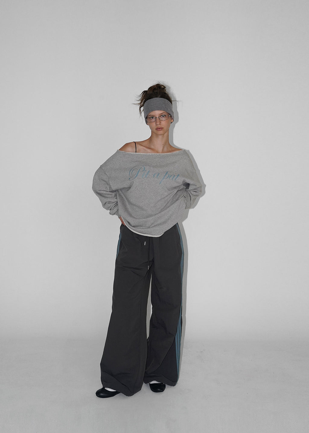 韓國製造 Boat Neck Printed LS Tee / Grey